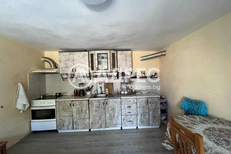 Къща/Вила, Тополчане, 674782, Снимка 7