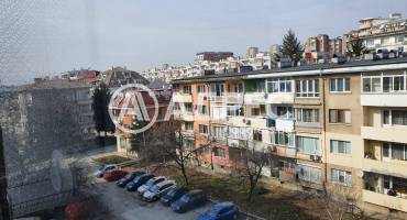 Двустаен апартамент, Велико Търново, Център, 645783, Снимка 1