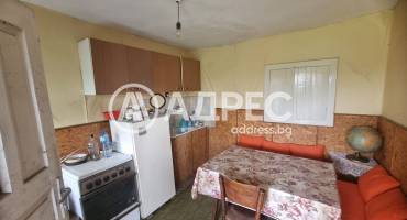 Къща/Вила, Тръстеник, 654783, Снимка 3