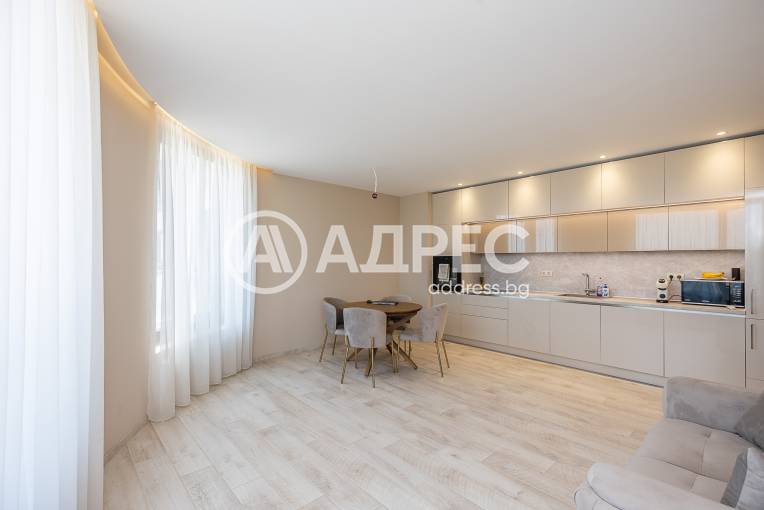 Тристаен апартамент, Варна, Трошево, 685784, Снимка 1