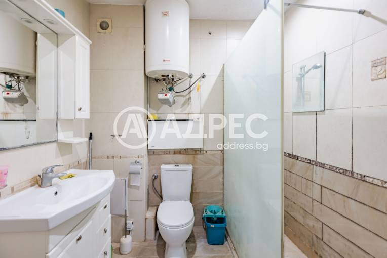 Тристаен апартамент, Варна, к.к. Св.Св. Константин и Елена, 695784, Снимка 9
