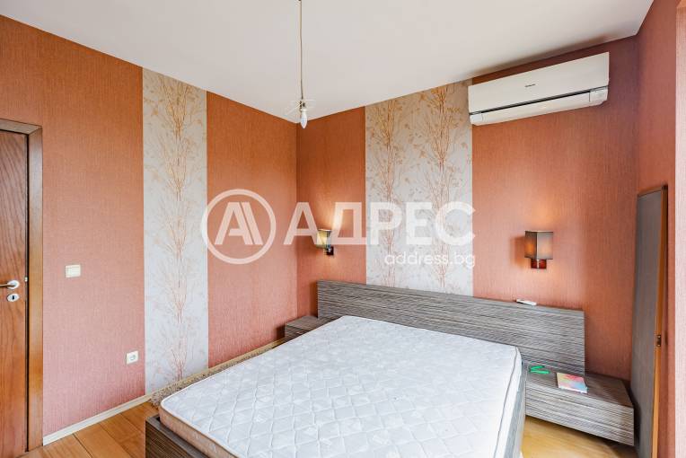 Тристаен апартамент, Варна, к.к. Св.Св. Константин и Елена, 695784, Снимка 18