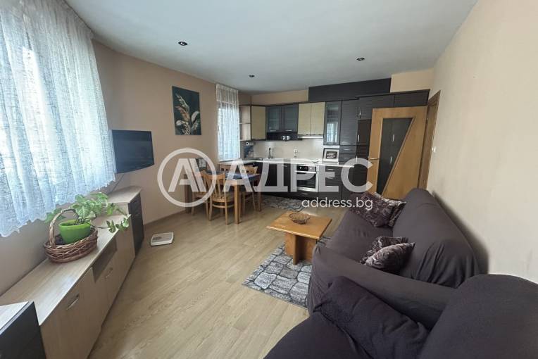 Тристаен апартамент, Варна, Лятно кино Тракия, 687785, Снимка 3