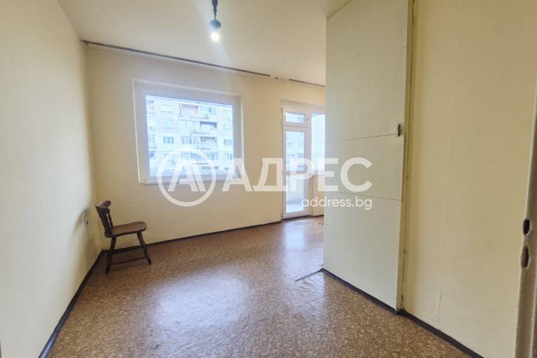 Тристаен апартамент, Варна, Електрон, 685786, Снимка 9