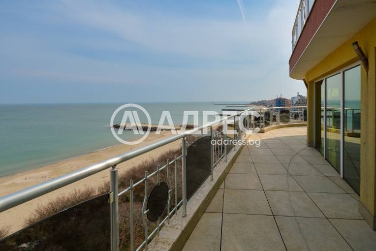 Многостаен апартамент, Поморие, Център, 685787, Снимка 1