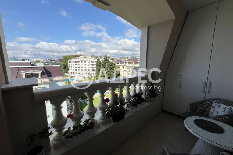 Тристаен апартамент, Варна, к.к. Св.Св. Константин и Елена, 702788, Снимка 8