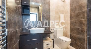 Многостаен апартамент, Варна, Икономически университет, 662789, Снимка 11