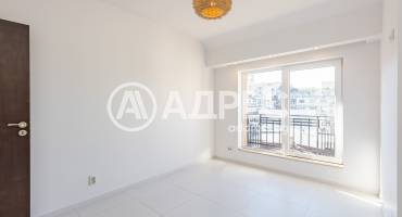 Многостаен апартамент, Варна, Икономически университет, 662789, Снимка 8