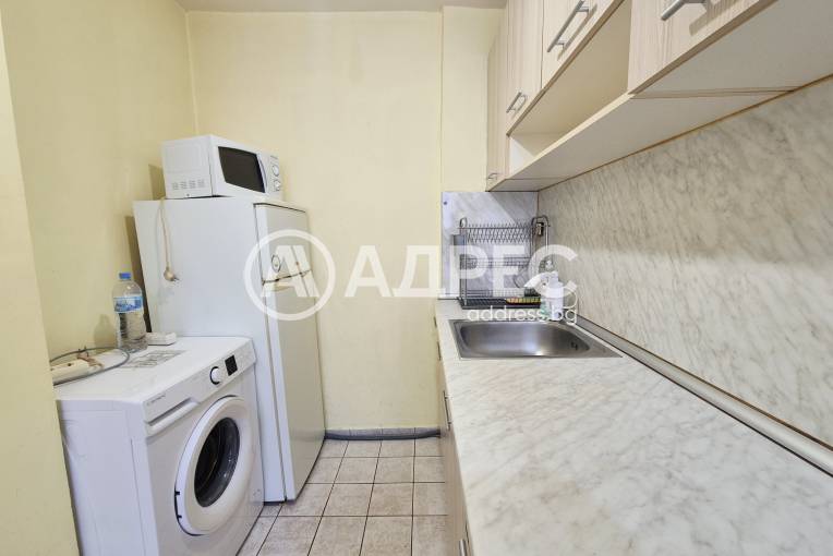 Двустаен апартамент, Варна, Погребите, 673791, Снимка 2