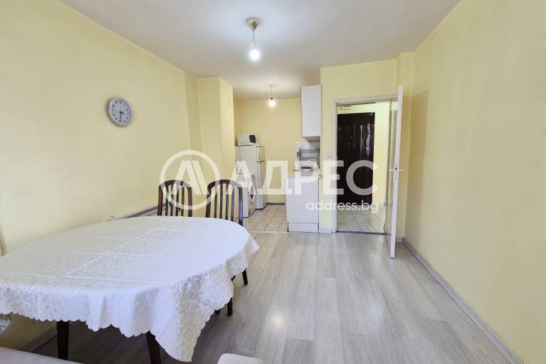 Двустаен апартамент, Варна, Погребите, 673791, Снимка 4