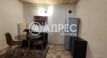 Тристаен апартамент, Плевен, Център, 693792, Снимка 1
