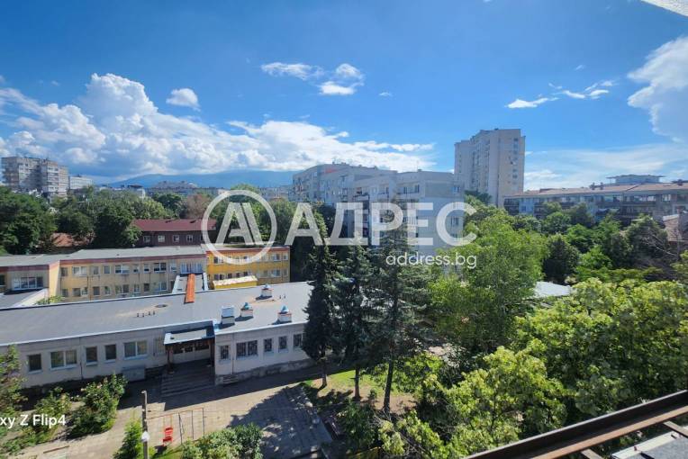 Тристаен апартамент, София, Гео Милев, 701792, Снимка 2
