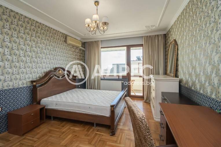 Многостаен апартамент, Варна, Червен площад, 702792, Снимка 9