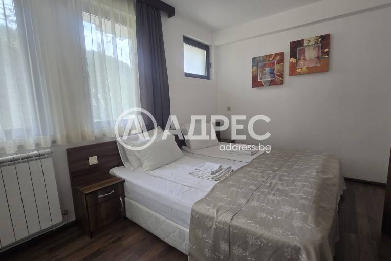 Тристаен апартамент, Пампорово, 686793, Снимка 1