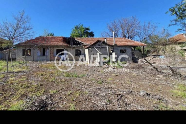 Къща/Вила, Поликраище, 657795, Снимка 2