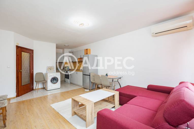 Тристаен апартамент, Варна, Спортна зала, 694795, Снимка 1