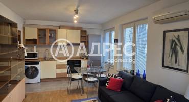 Двустаен апартамент, София, Лозенец, 689797, Снимка 1