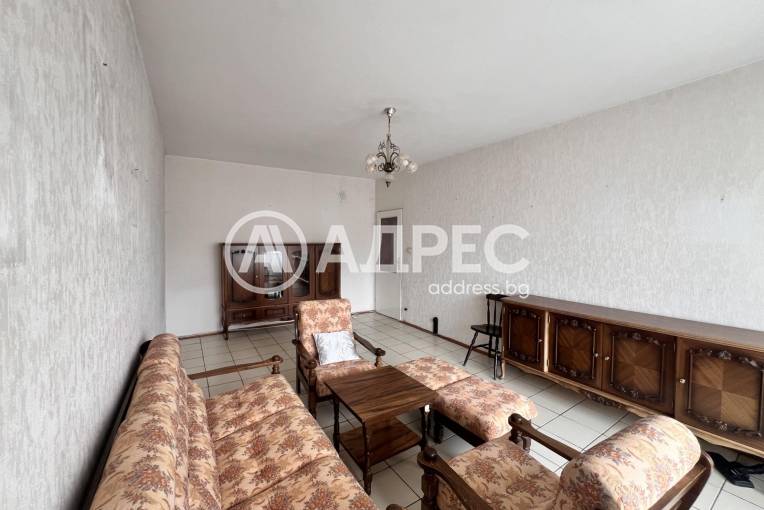 Двустаен апартамент, София, Лагера, 688798, Снимка 2