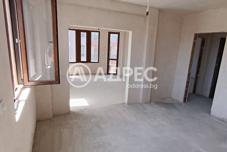 Многостаен апартамент, Поморие, Център, 663799, Снимка 2