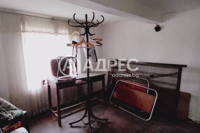 Къща/Вила, Чарган, 669799, Снимка 16