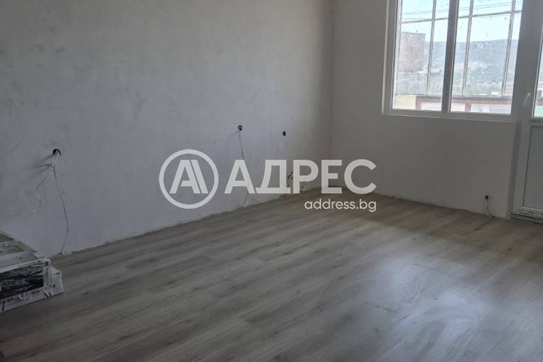Тристаен апартамент, Монтана, Младост, 700799, Снимка 2