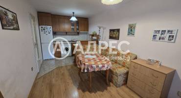 Двустаен апартамент, Варна, Икономически университет, 681801, Снимка 2