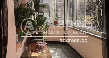 Етаж от къща, Пловдив, Кючук Париж, 445802, Снимка 1