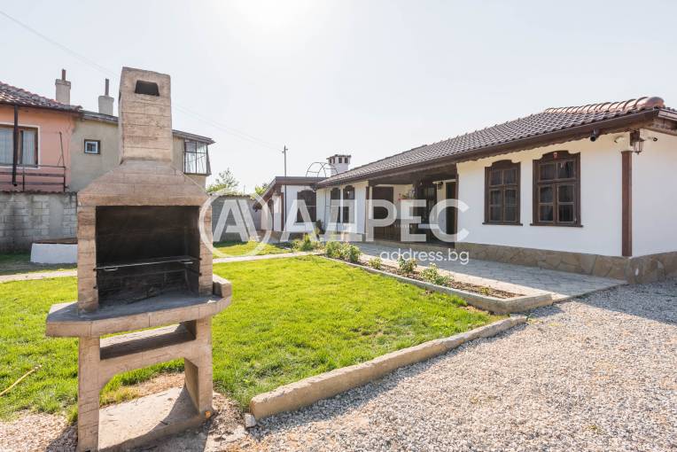 Къща/Вила, Пчелник, 673804, Снимка 1