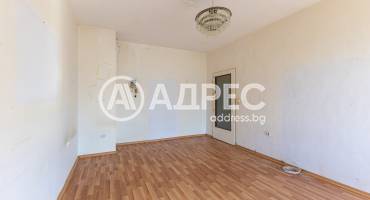 Тристаен апартамент, Варна, Кайсиева градина, 700805, Снимка 1