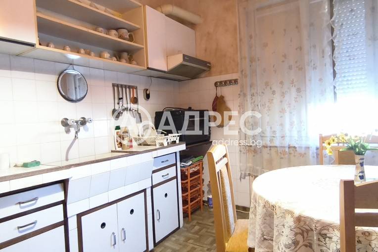 Етаж от къща, Ямбол, Аврен, 685806, Снимка 8