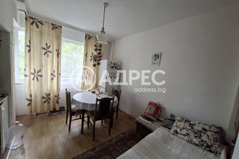 Тристаен апартамент, Хасково, Куба, 695806, Снимка 2