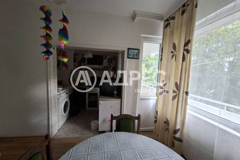 Тристаен апартамент, Хасково, Куба, 695806, Снимка 3