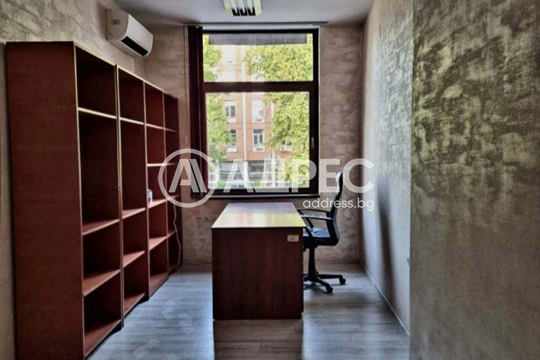 Офис, Плевен, Идеален център, 682807, Снимка 1