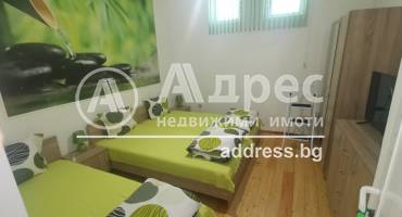 Многостаен апартамент, Варна, Галата, 581808, Снимка 2