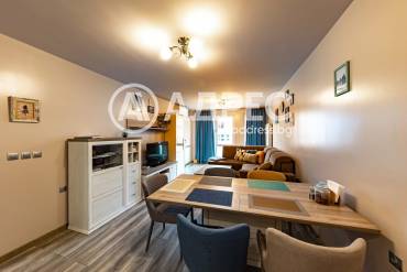 Тристаен апартамент, Велико Търново, Център, 677808, Снимка 1