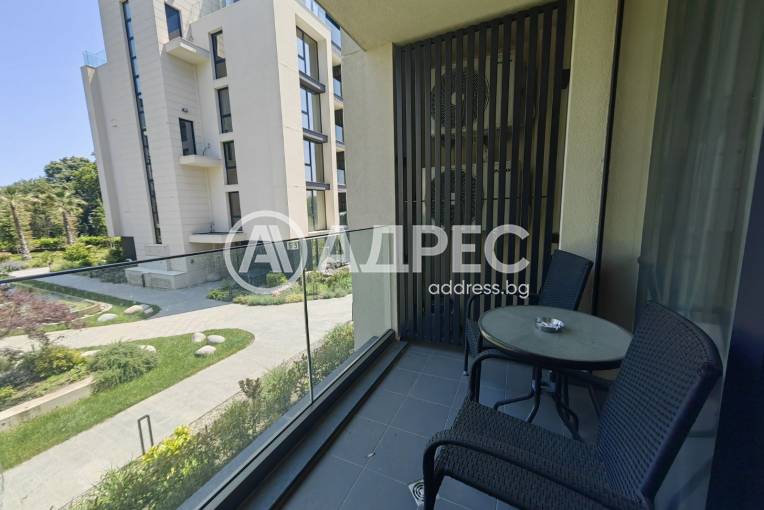 Двустаен апартамент, Варна, к.к. Св.Св. Константин и Елена, 658809, Снимка 8