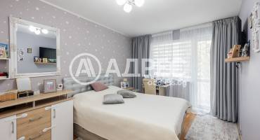 Тристаен апартамент, Варна, Погребите, 667809, Снимка 2