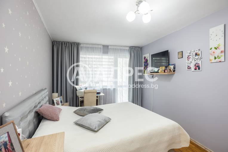 Тристаен апартамент, Варна, Погребите, 667809, Снимка 11