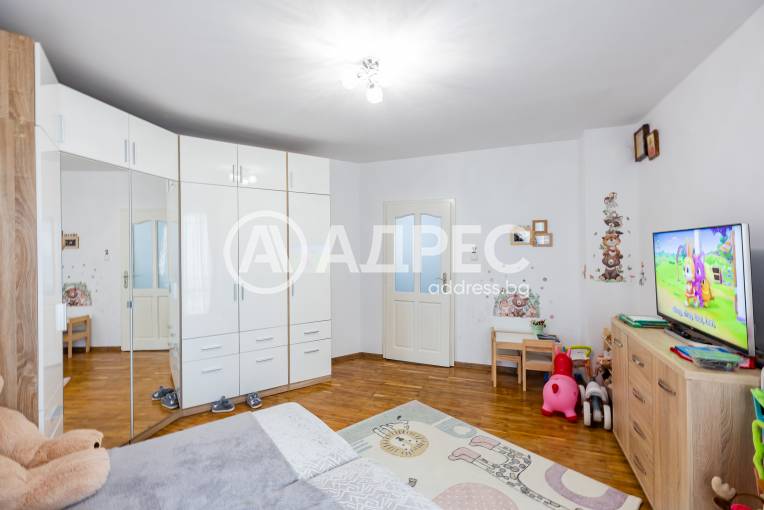 Тристаен апартамент, Варна, Погребите, 667809, Снимка 14