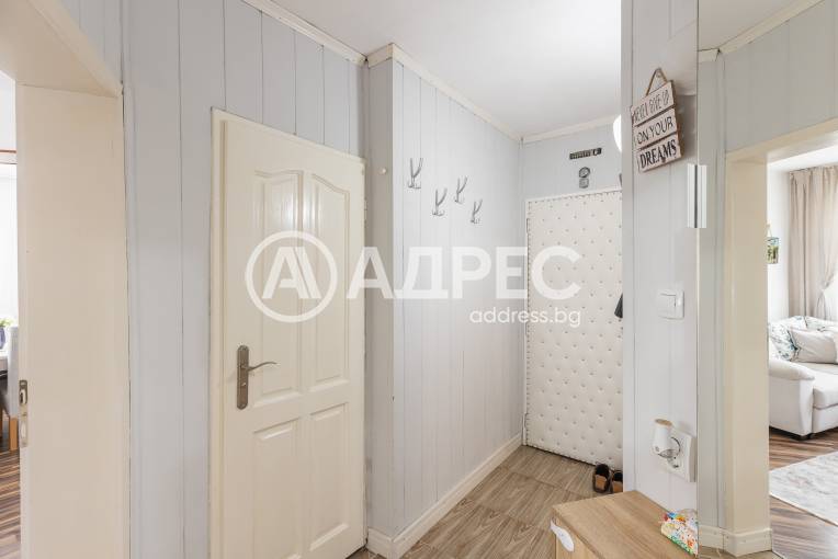 Тристаен апартамент, Варна, Погребите, 667809, Снимка 18