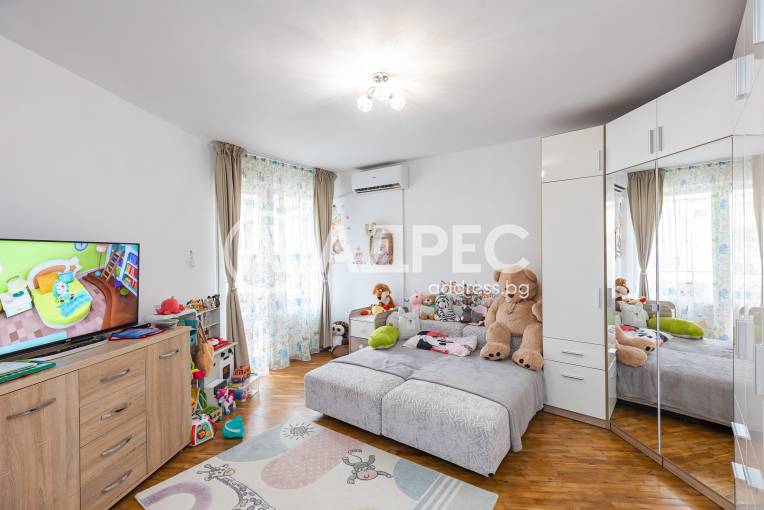 Тристаен апартамент, Варна, Погребите, 667809, Снимка 3