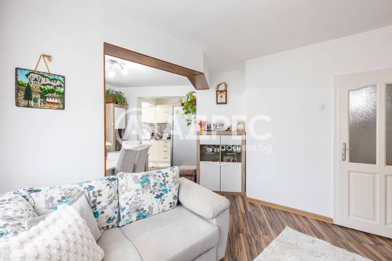 Тристаен апартамент, Варна, Погребите, 667809, Снимка 5