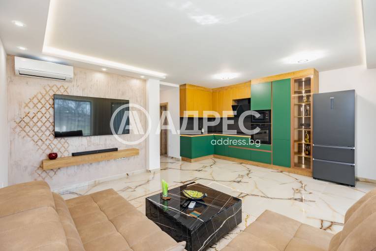 Къща/Вила, Варна, Изгрев, 688810, Снимка 1