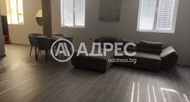 Тристаен апартамент, Шумен, Добруджански, 690811, Снимка 1