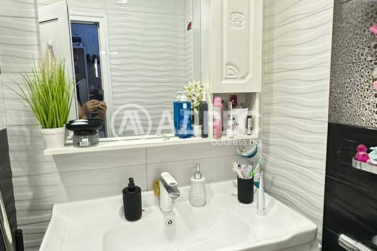 Едностаен апартамент, Ямбол, Диана, 682812, Снимка 11