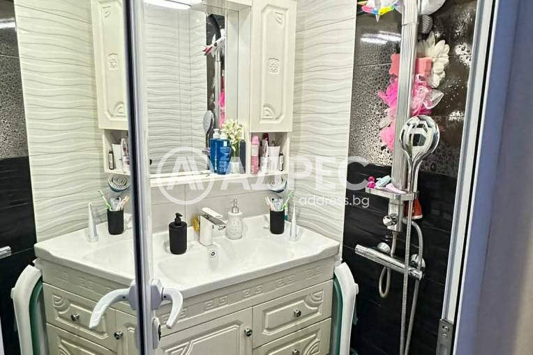 Едностаен апартамент, Ямбол, Диана, 682812, Снимка 12
