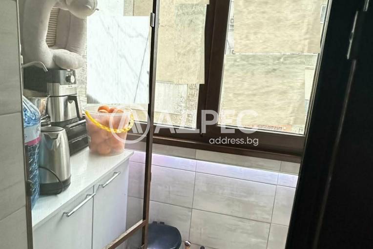 Едностаен апартамент, Ямбол, Диана, 682812, Снимка 8
