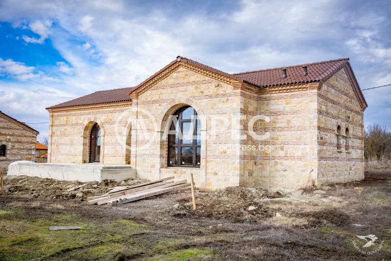 Къща/Вила, Неофит Рилски, 669813, Снимка 1