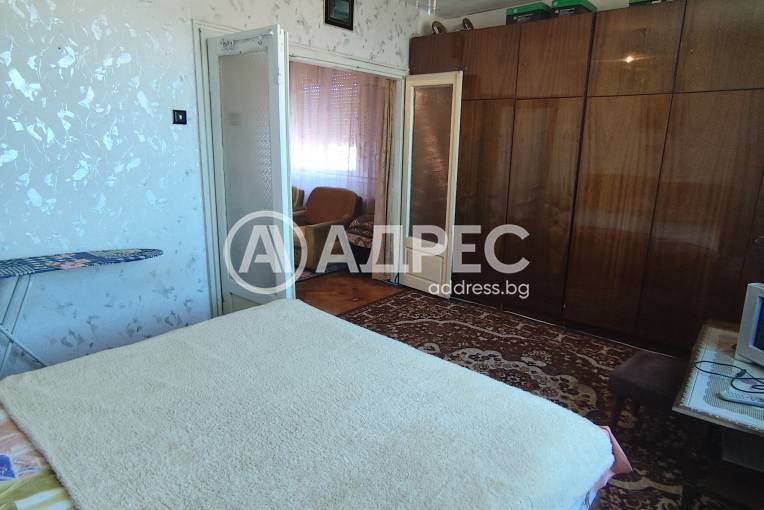 Двустаен апартамент, Плевен, Идеален център, 659815, Снимка 2