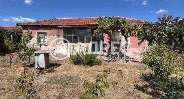 Къща/Вила, Градина, 673815, Снимка 1